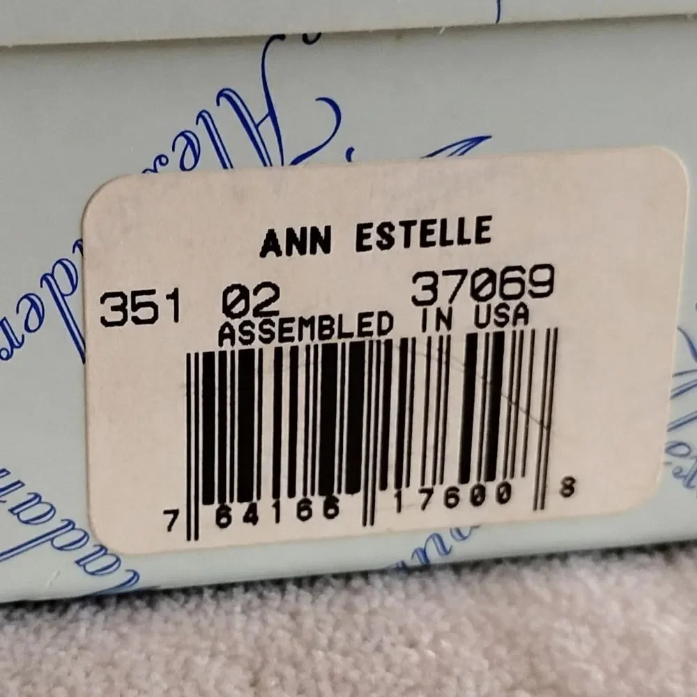 Madame Alexander Presents Mary Engelbreit
